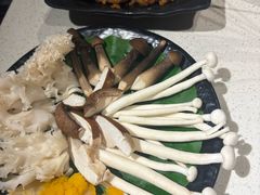 -钢管厂五区小郡肝串串香火锅(梅川路店)