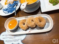 炸虾饼配泰国梅子酱-帕蓝·暹罗料理(大学路店)
