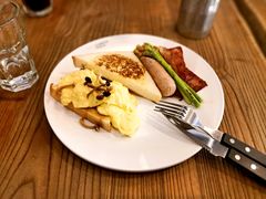 -Common Table · Brunch & Coffee