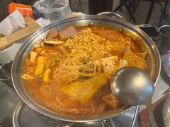 部队火锅-富乐满韩国正宗炸鸡韩国料理(虹泉路店)