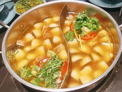 -老城鲜·小海鲜贝贝煲火锅(壹方城店)