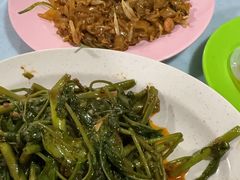 -明记烧鱼美味店