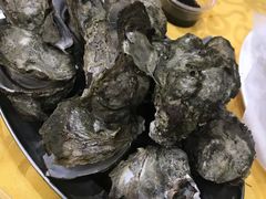 -蚝哥花姐湛江烤生蚝(美丽湾市场店)