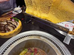 -山河屯铁锅炖·非遗铁锅炖(华强北店)