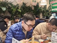 -云阿蛮云南生烫牛肉米线(奉贤路店)