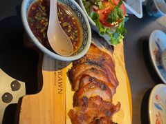 -大头虾越式风味餐厅(光明广场店)