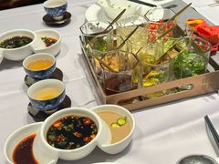 -红鼎豆捞·非遗鲍皇汤火锅(宝丰路店)