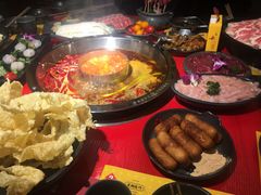 -谭鸭血老火锅(万象九宜城店)