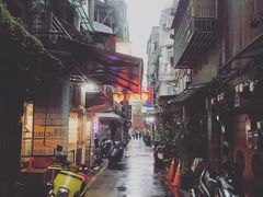 -阿水狮猪脚大王(台中公园店)