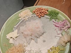 -得意咚瓜·顺德鱼生·冬瓜火锅(深圳首店)