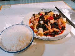 鱼香肉丝-付掌柜在成都·热炒砂锅集(金禾店)