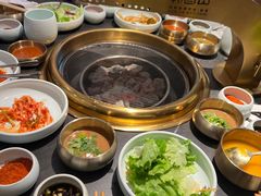 -韩白山·朝鲜族烤牛肉·酱蟹(长宁龙之梦店)
