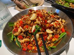 香辣鱿鱼须-费大厨辣椒炒肉(通州万达店)