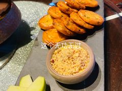 鹅肝酱葱油饼-杭州西子湖四季酒店·金沙厅