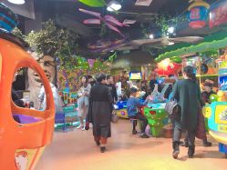 -菲菲羊乐园(苍南银泰城店)