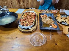 -老东镇啤酒屋海鲜加工·蒸汽海鲜·海鲜烧烤(台东店)