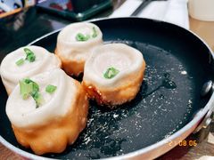 -龍堂蟹黄小笼包(万家丽店)