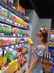 -BULB STUDIO 巴柏明星发型工作室