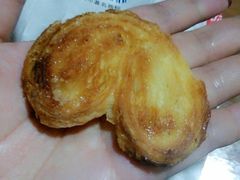 蝴蝶酥-上海哈尔滨食品厂(汇联商厦店)