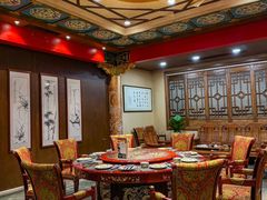 -龙悦湾酒家·八阵鱼生·渔人码头店