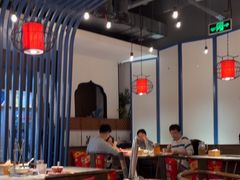 -尚尚仙·酸汤猪手·猪肚鸡火锅(华联万柳购物中心店)