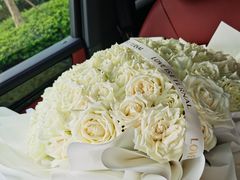 -亭亭鲜花店(中山北路店)