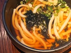 乌冬汤面配老虎虾及蔬菜天妇罗-Aqua