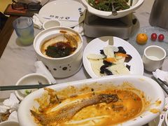 -小菜园新徽菜(上海浦东复地活力城店)