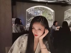 -穹六人间 people 6(岳阳路店)