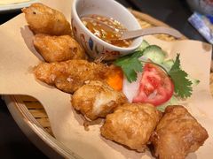 -大头虾越式风味餐厅(光明广场店)