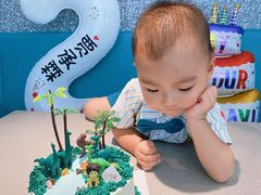 -山与蓝·轻糖鲜果蛋糕(勒泰店)