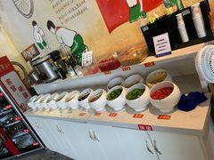 自助调料区-憨铁匠老火锅(龙岗万科里店)