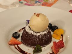 巧克力熔岩蛋糕配香草冰淇淋-Ponte 意大利餐厅