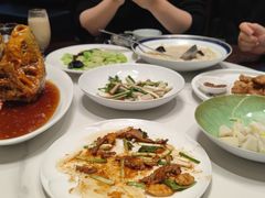 -湖畔鲁菜·二十年老字号餐厅(大明湖店)