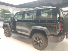 -新田360广场(上海华侨城店)