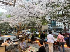 -玛格萝妮比萨屋(四平店)
