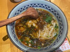 酸菜牛腩粉-三两粉(深圳龙华上塘店)