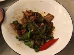 乡里小炒肉-橘子洲头湘菜馆