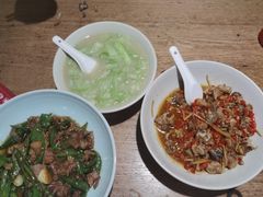 -聚鑫朋酸菜肥肠(文艺路口店)
