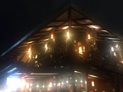 -Dash Teak House