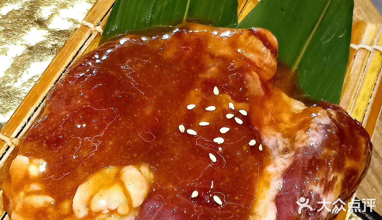 放假想吃肉 溜达一圈 日本烧肉还是吃牛角 