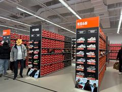 -NIKE上海青浦优选体验店