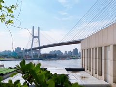 -美格菲健身(外滩店)