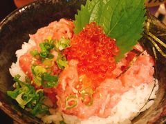 吞拿魚蓉拼三文魚子定食-定食Doraya(骆克道店)