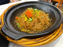 -阿瓦山寨·湘菜现炒·剁椒鱼头王(咸阳总店)
