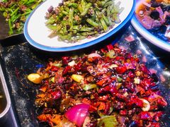 辣子肥肠-醉小酒馆·川菜·江湖菜·重庆菜(观音桥旗舰店)