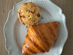 -VERIE BAKEHOUSE