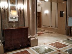 -广州富力丽思卡尔顿酒店