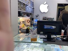 -修卜凡二手严选店·手机维修·回收租赁(川沙地铁站店)