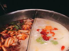 -湊湊火锅·茶憩(新中关购物中心店)
